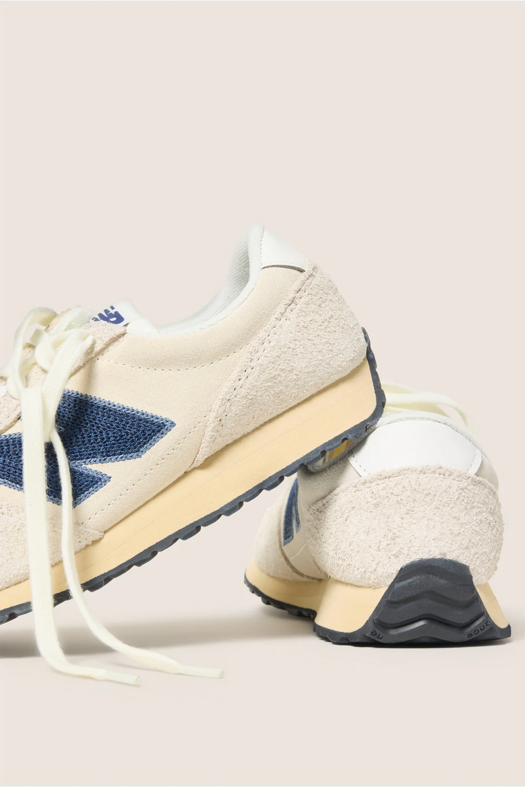 471 Sneaker - Image 4