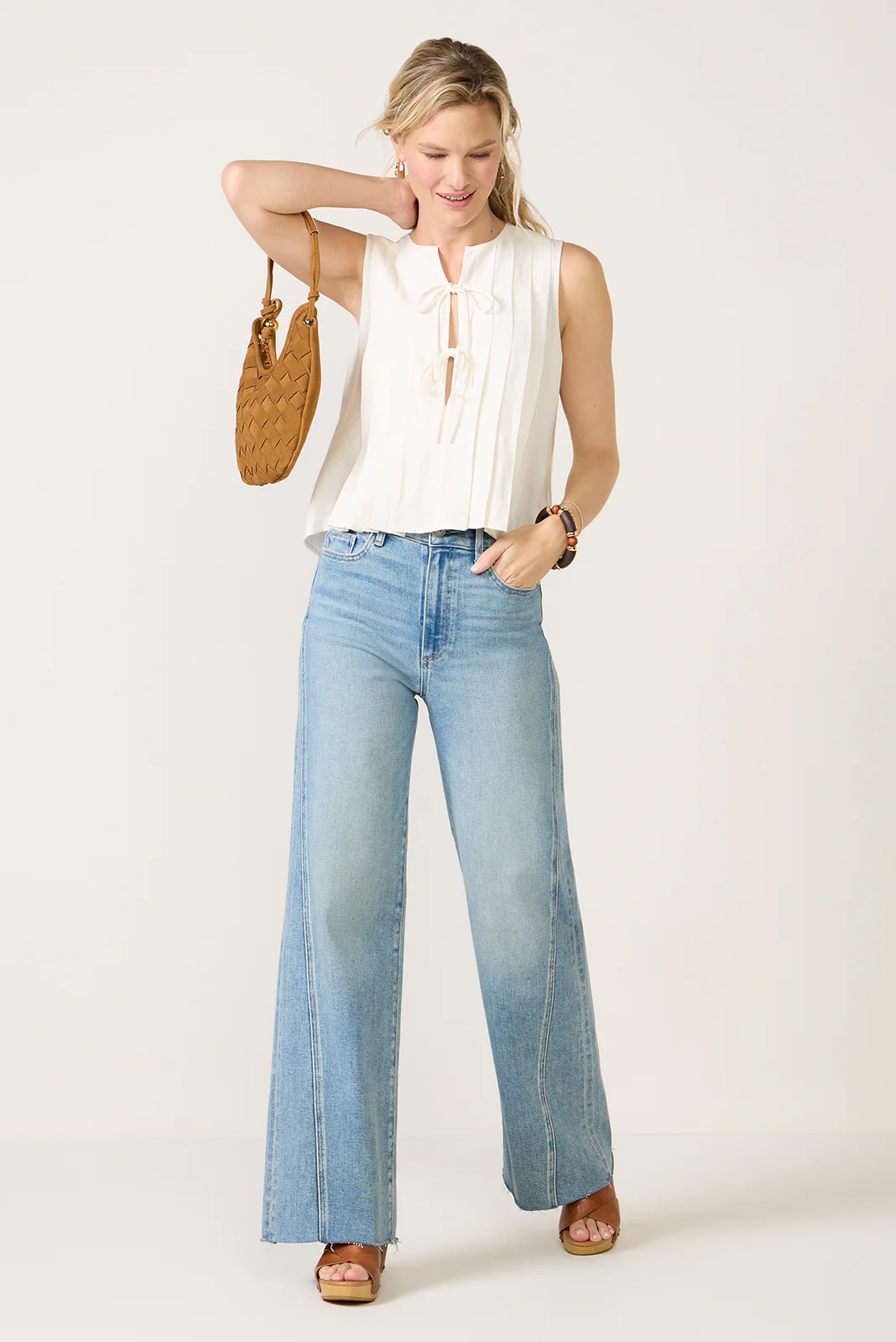 Anessa 31` W/ Twisted Outseam