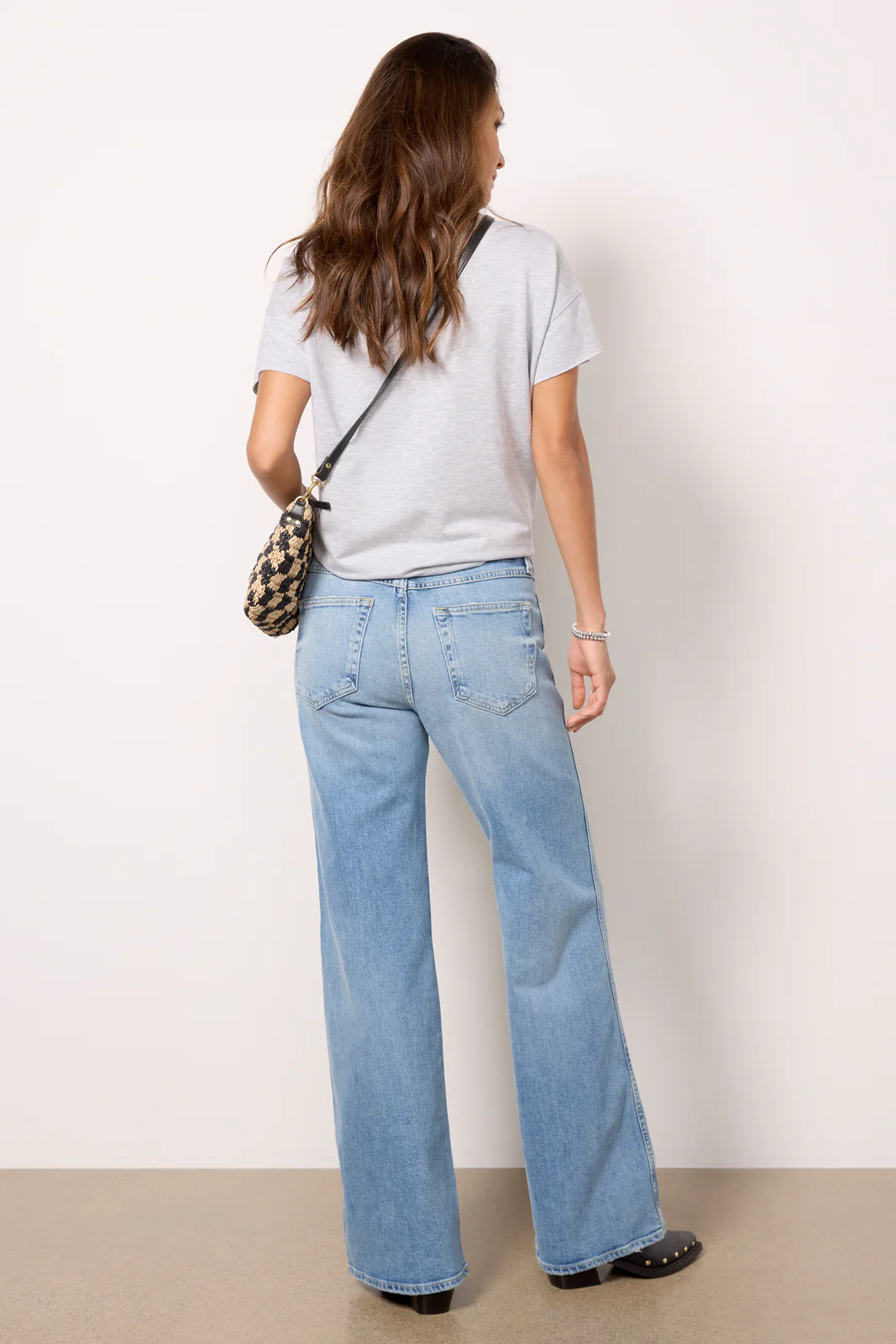 Anita Flare - Image 3
