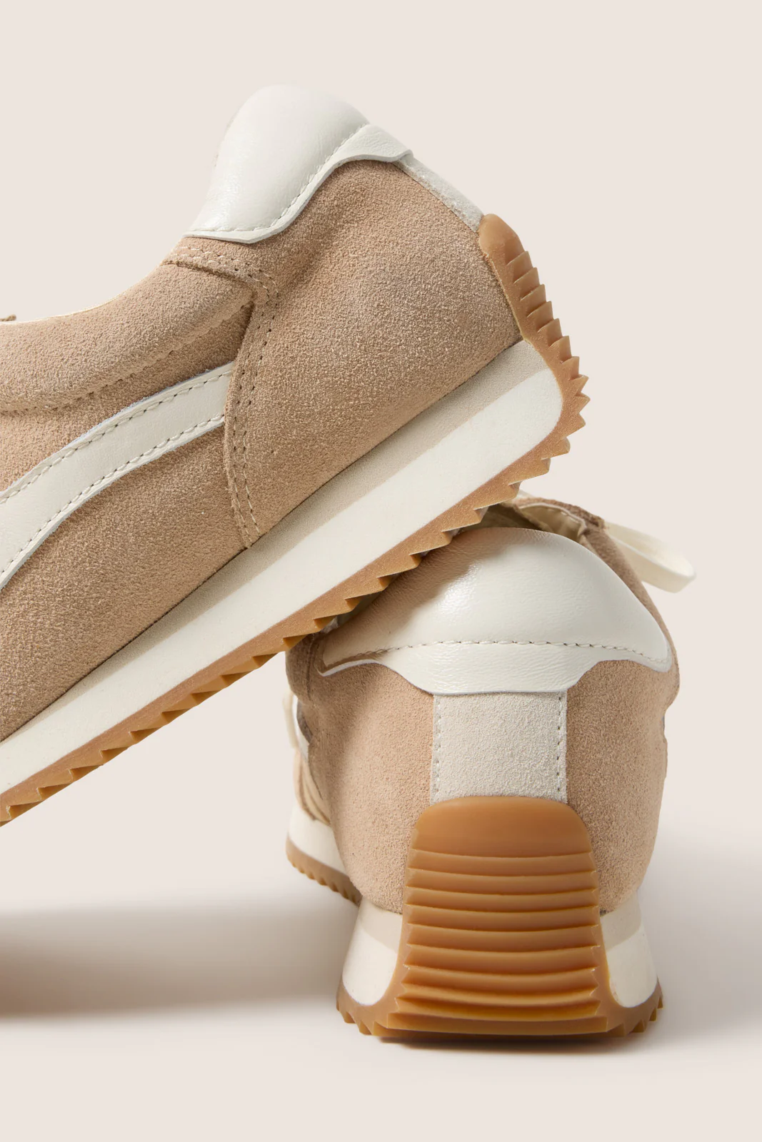 B.NTCD Sneaker - Image 4