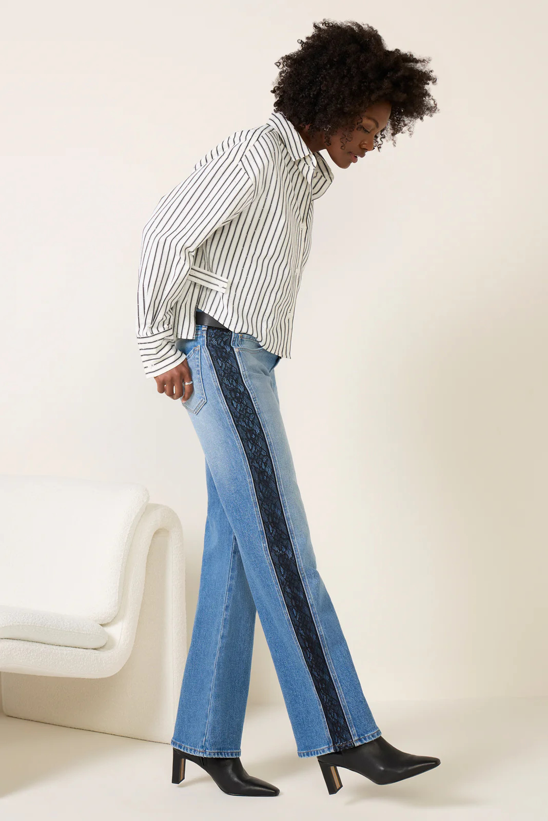 Ever Straight w Lace Inset Jean