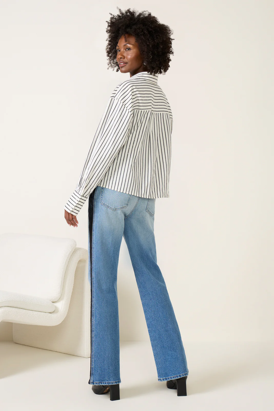 Ever Straight w Lace Inset Jean - Image 4