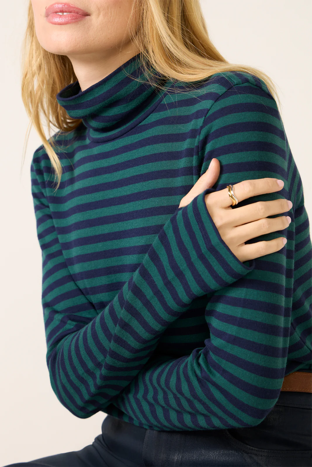 Feather Cloud Layering Turtleneck - Image 3