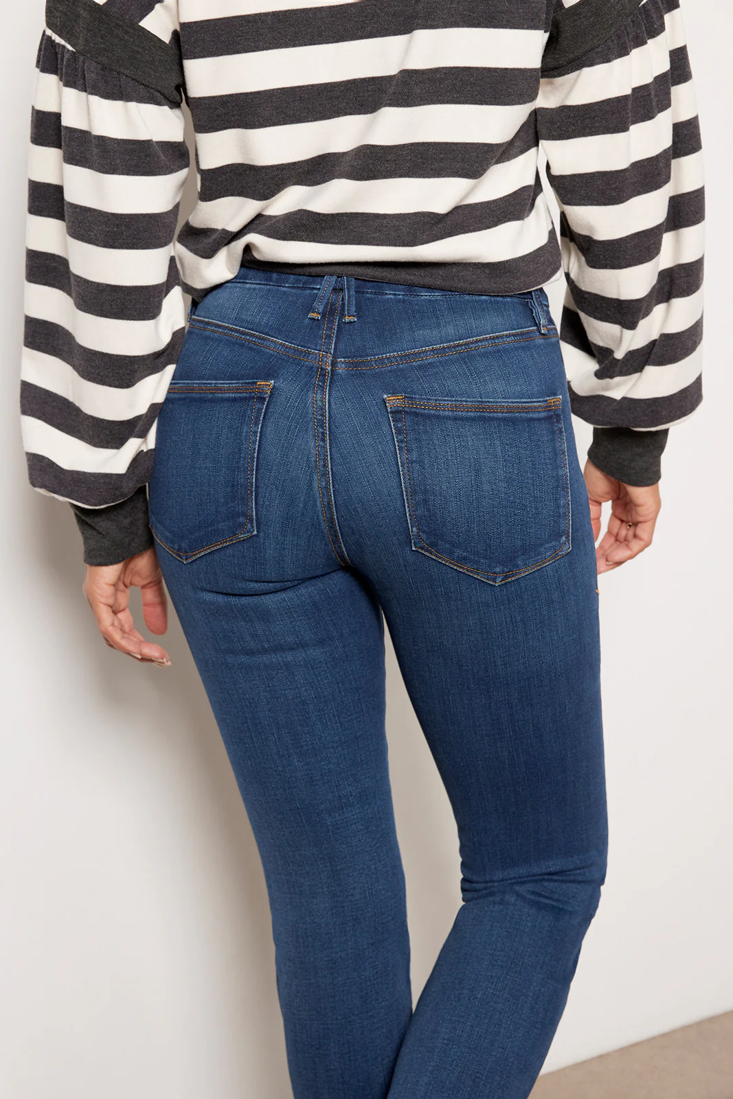 Good Legs Straight - Image 4