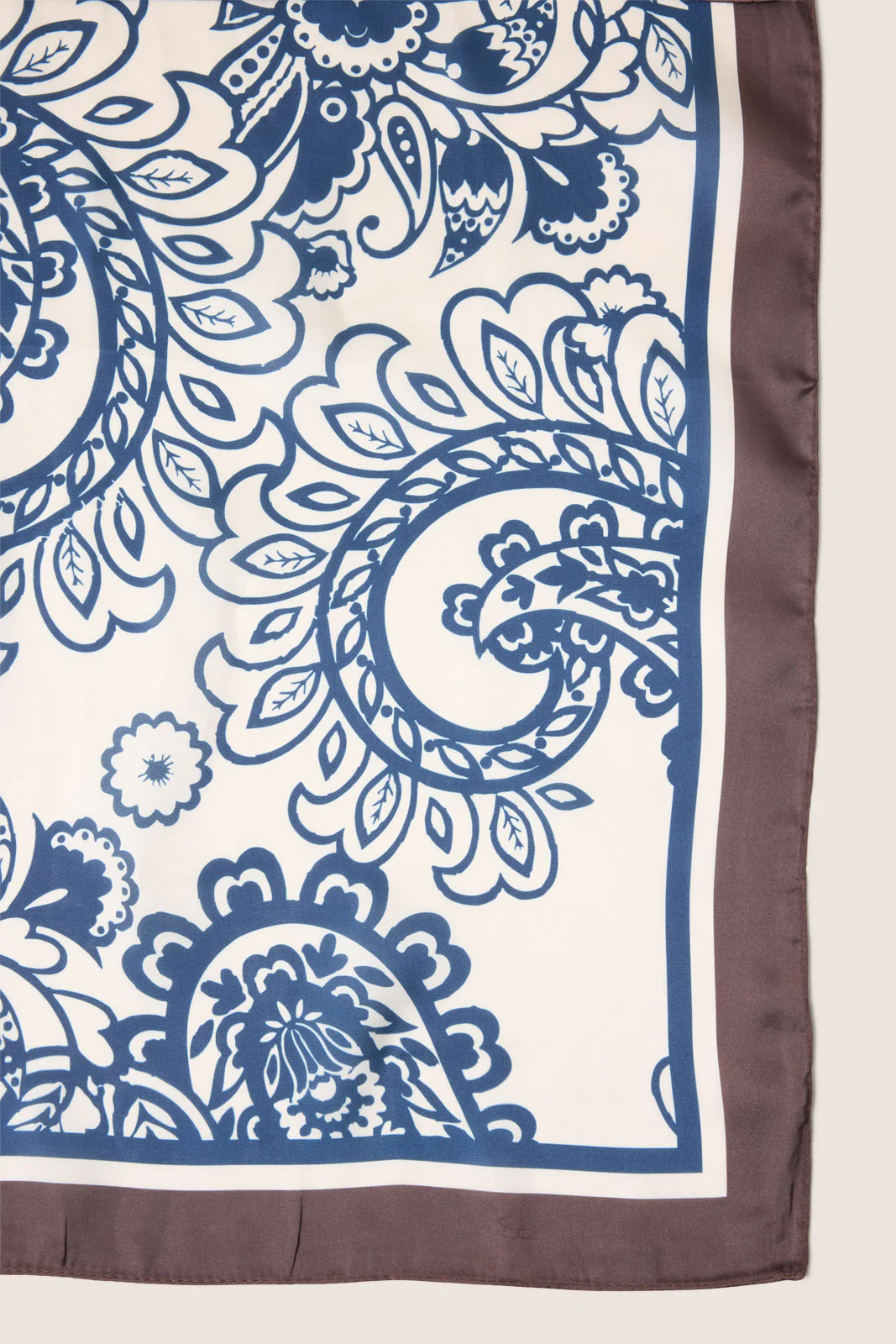 Maeve Paisley Bandana - Image 2