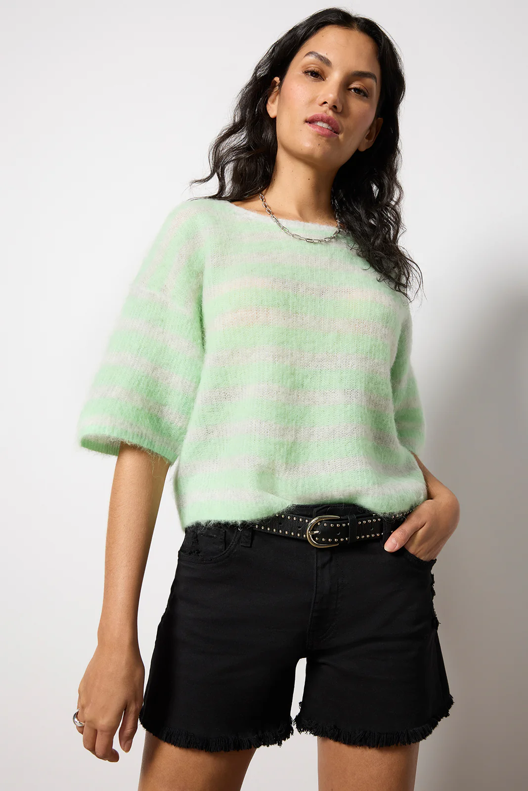 Nenybay Short Sleeve Pullover - Image 5