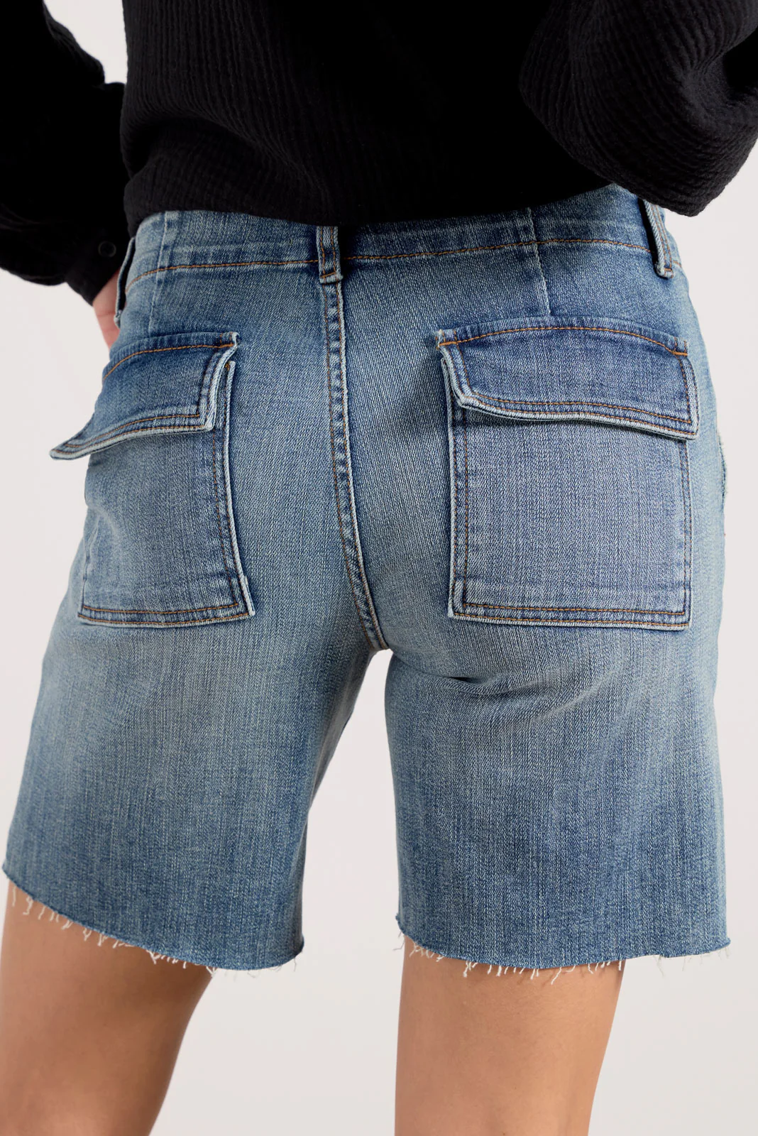 Utility Hailey Short - Image 3